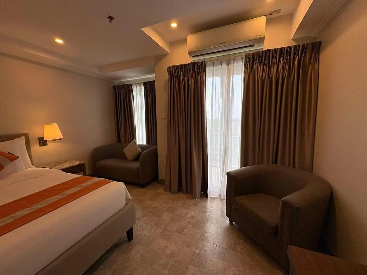 Lejlighed Sheryll Escapes - La Grande Phase 2, Grand Studio 524 With Balcony, Wifi & Netflix Angeles